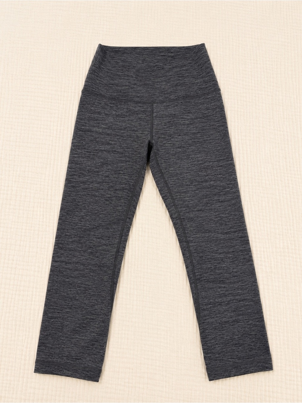 Lululemon Align High-Rise Crop 21” Heathered Black Leggings Size 4 Like New
